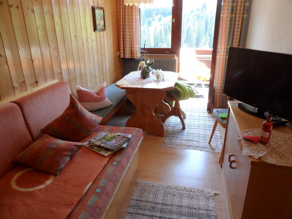 Haus Brunneck Apartment Warth  Bilik gambar